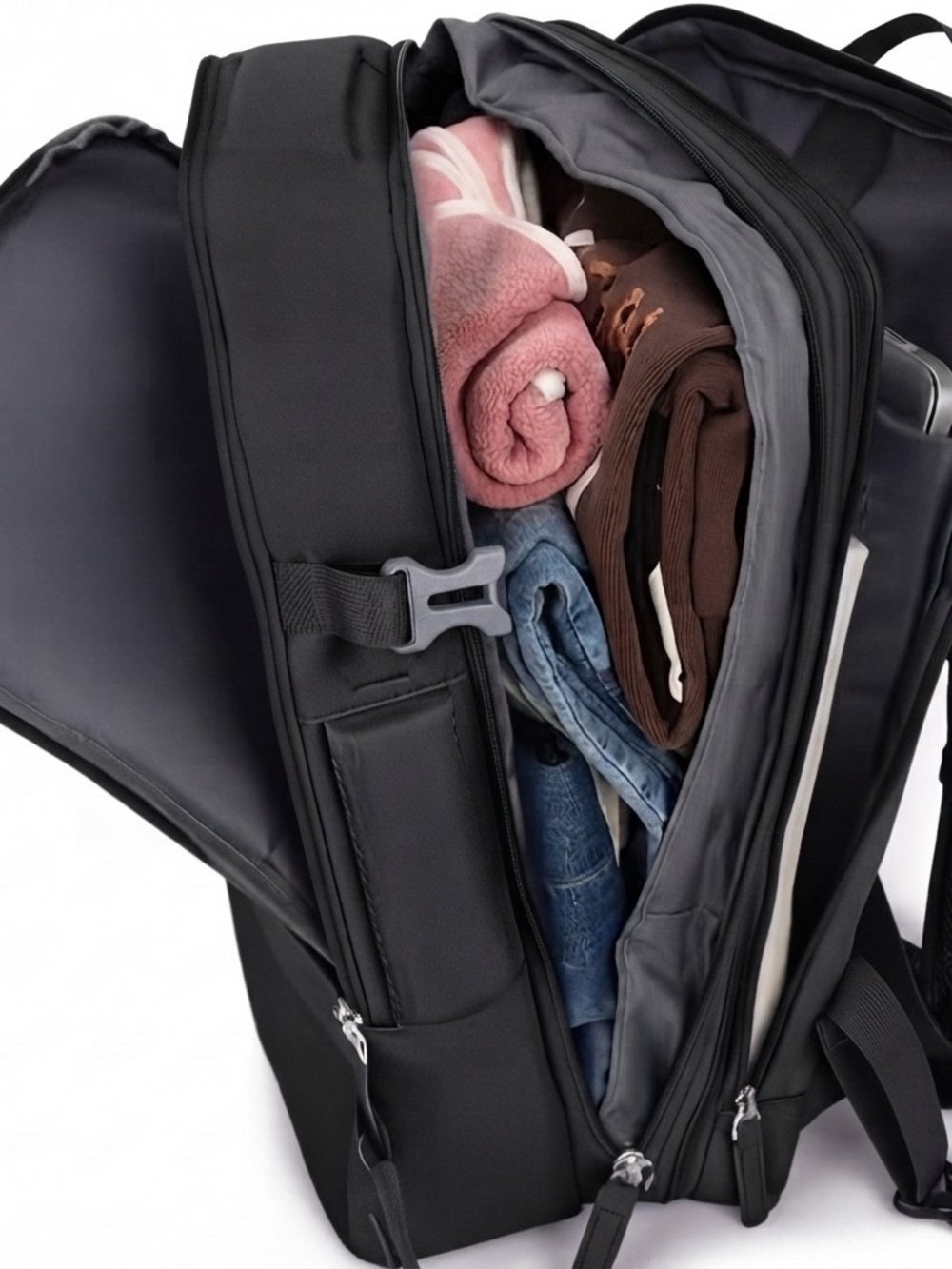 Backpack - Picture 2 of 9